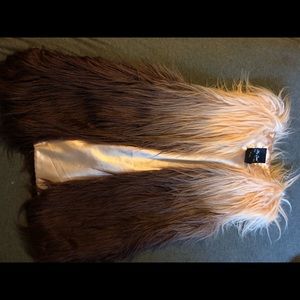 Fur vest